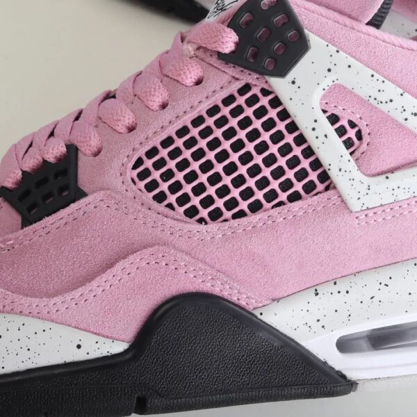 Nike Wmns Air Jordan 4 Retro - Image 3